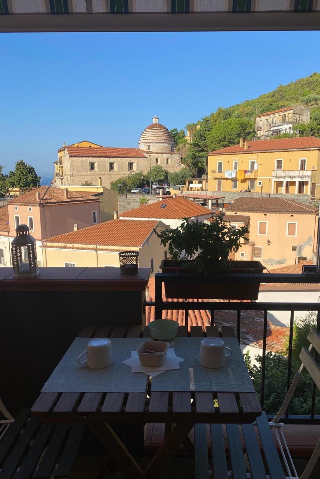 La Terrazza Nel Borgo Hotell Tortora Eksteriør bilde